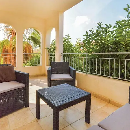 One-bedroom In * Aleria (Corsica)