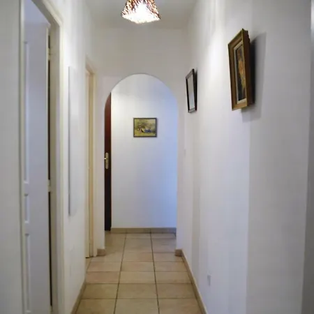 Apartamento One-bedroom In *